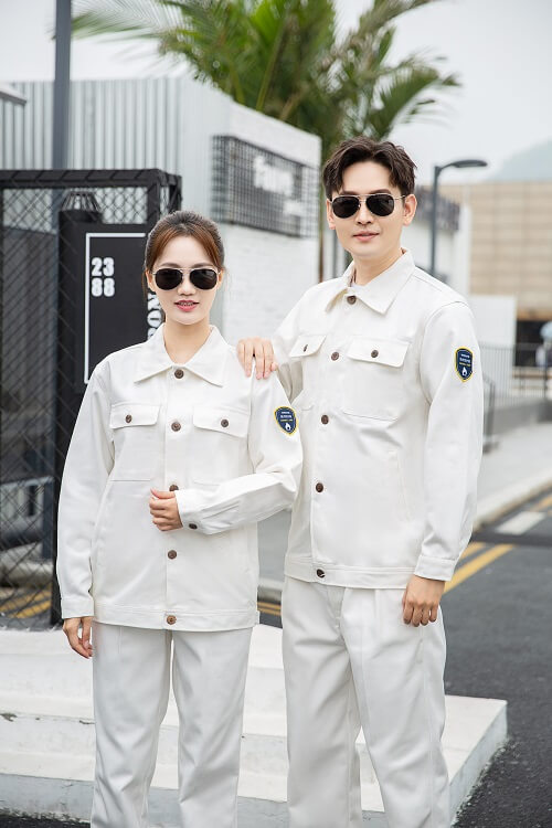 白色<a href=http://www.hljup.com/chanpinfenleiC/ target=_blank class=infotextkey>阻燃工作服</a>